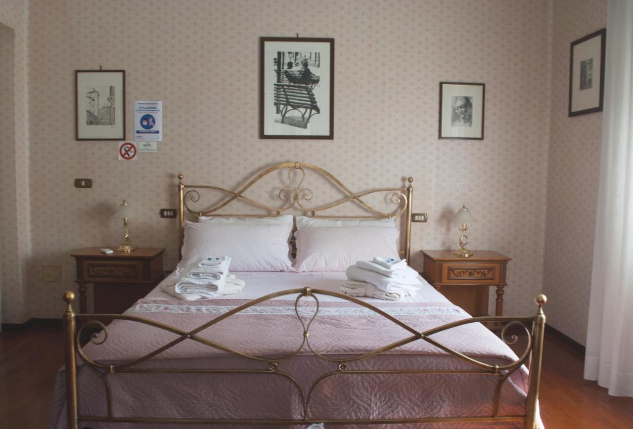 La Casa di Tino Hotel Fontanellato Bagian luar foto