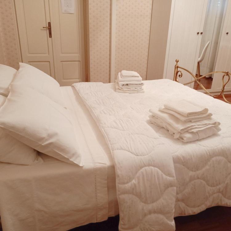La Casa di Tino Hotel Fontanellato Bagian luar foto